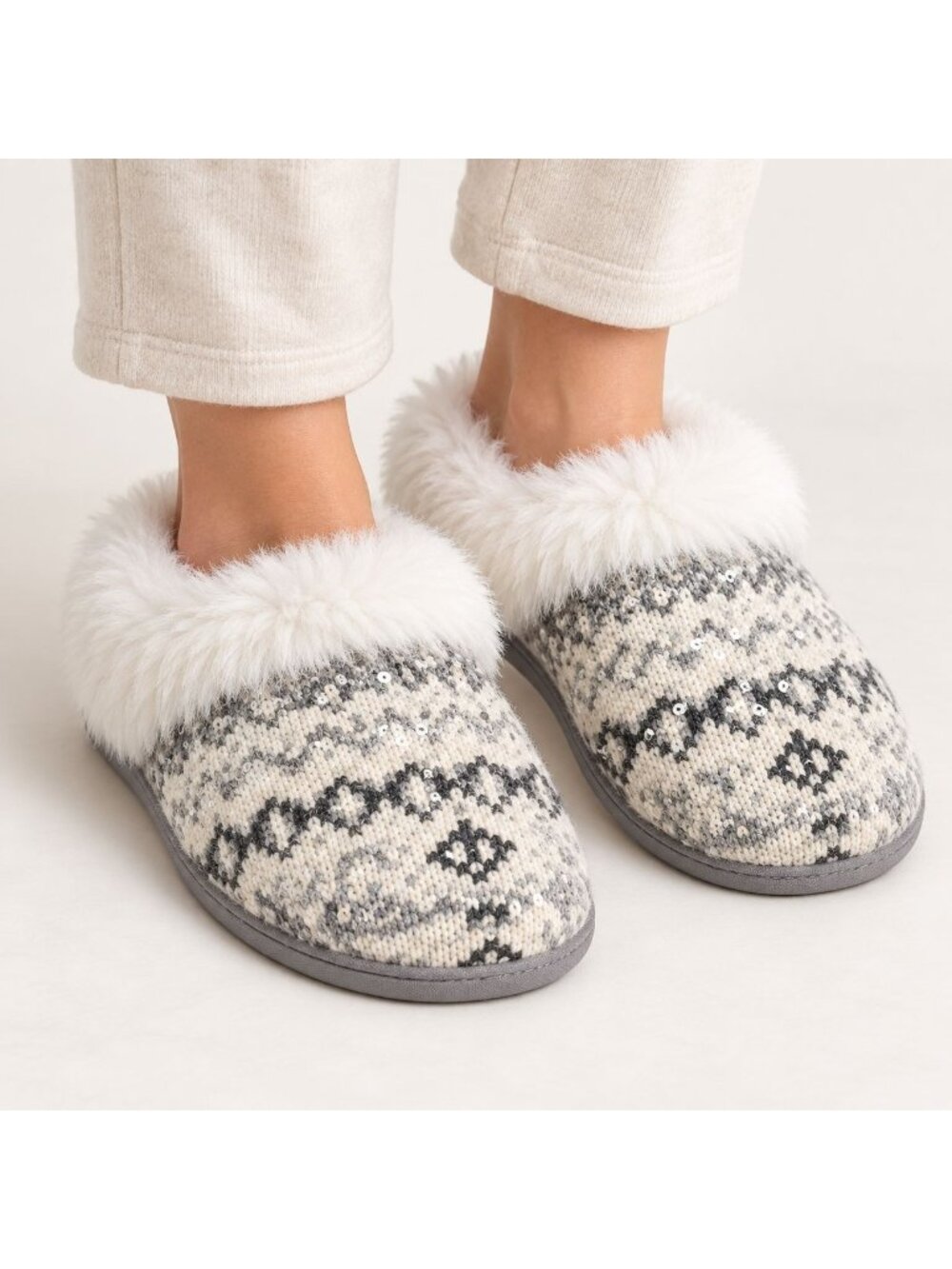 Dearfoams Fair Isle Knit Slippers Sequin White Faux Fur Trim 9-10 silver/Cream